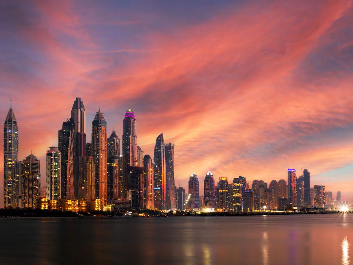 Dubai skyline lujo